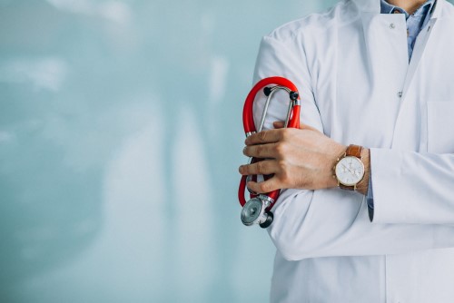 young-handsome-physician-medical-robe-with-stethoscope (2)